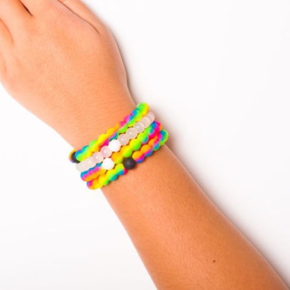 NWOT make a wish rainbow lokai - M - Picture 2 of 4